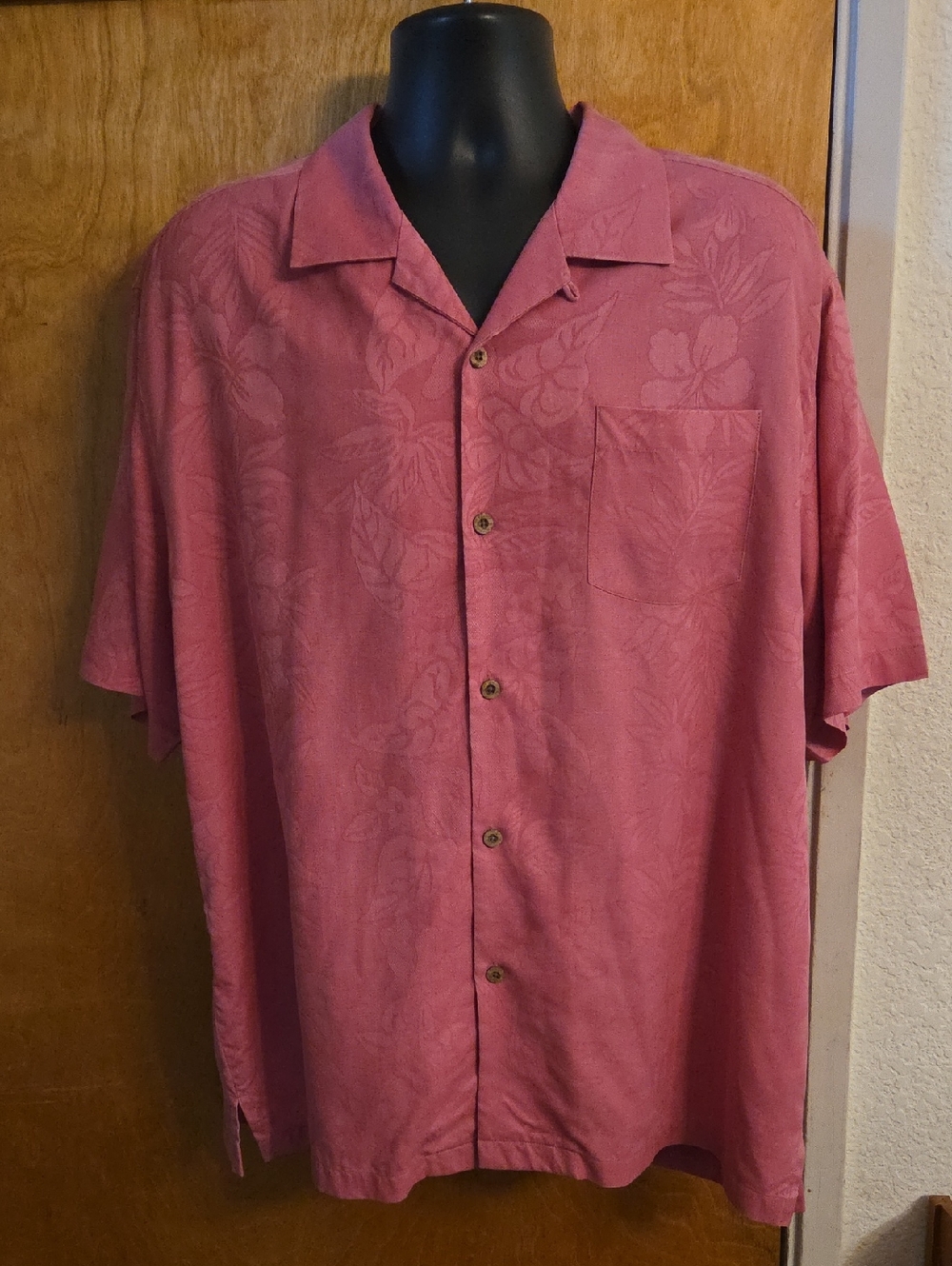 Tommy Bahama Large Dusty Coral 100% Silk Button Down Floral Island Shirt XL